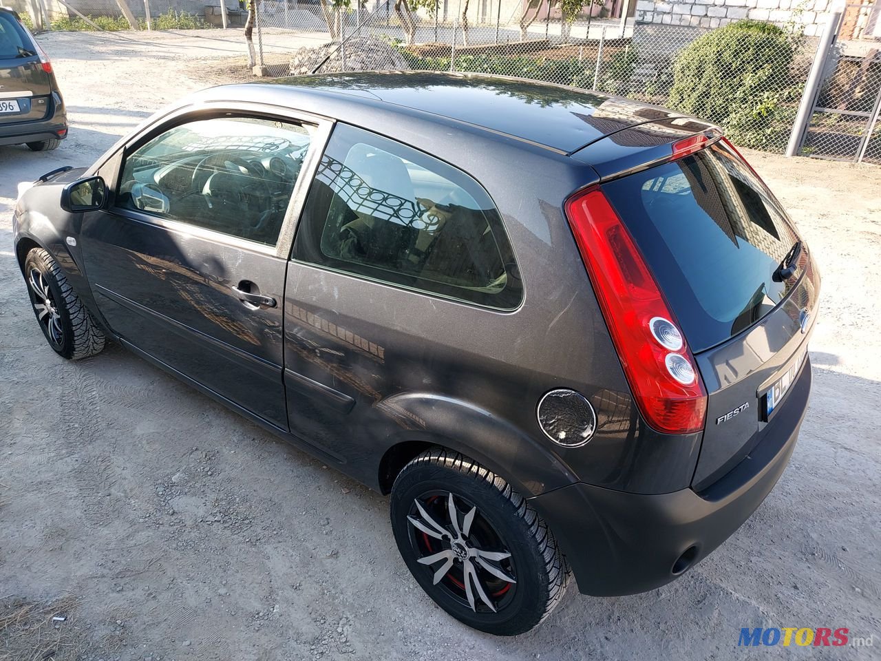 2007' Ford Fiesta photo #3