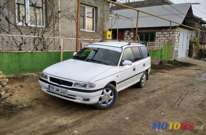 1997' Opel Astra photo #1