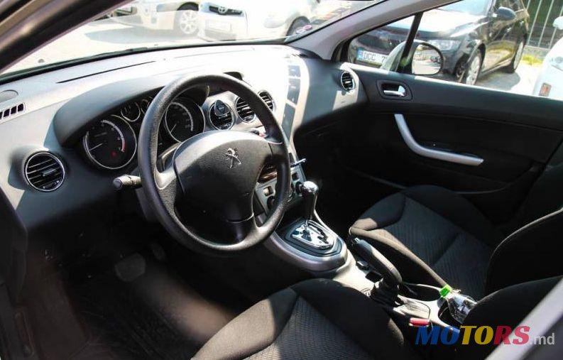 2011' Peugeot 308 photo #2