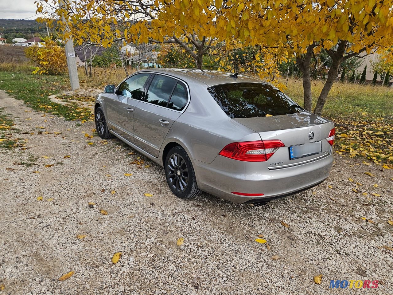 2013' Skoda Superb photo #3