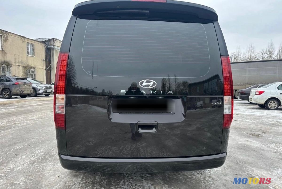 2023' Hyundai Staria photo #5