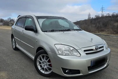 2005' Toyota Corolla