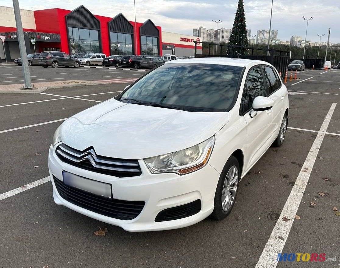 2012' Citroen C4 photo #1