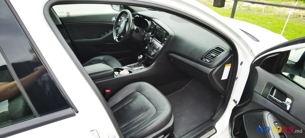 2013' Kia Optima photo #4