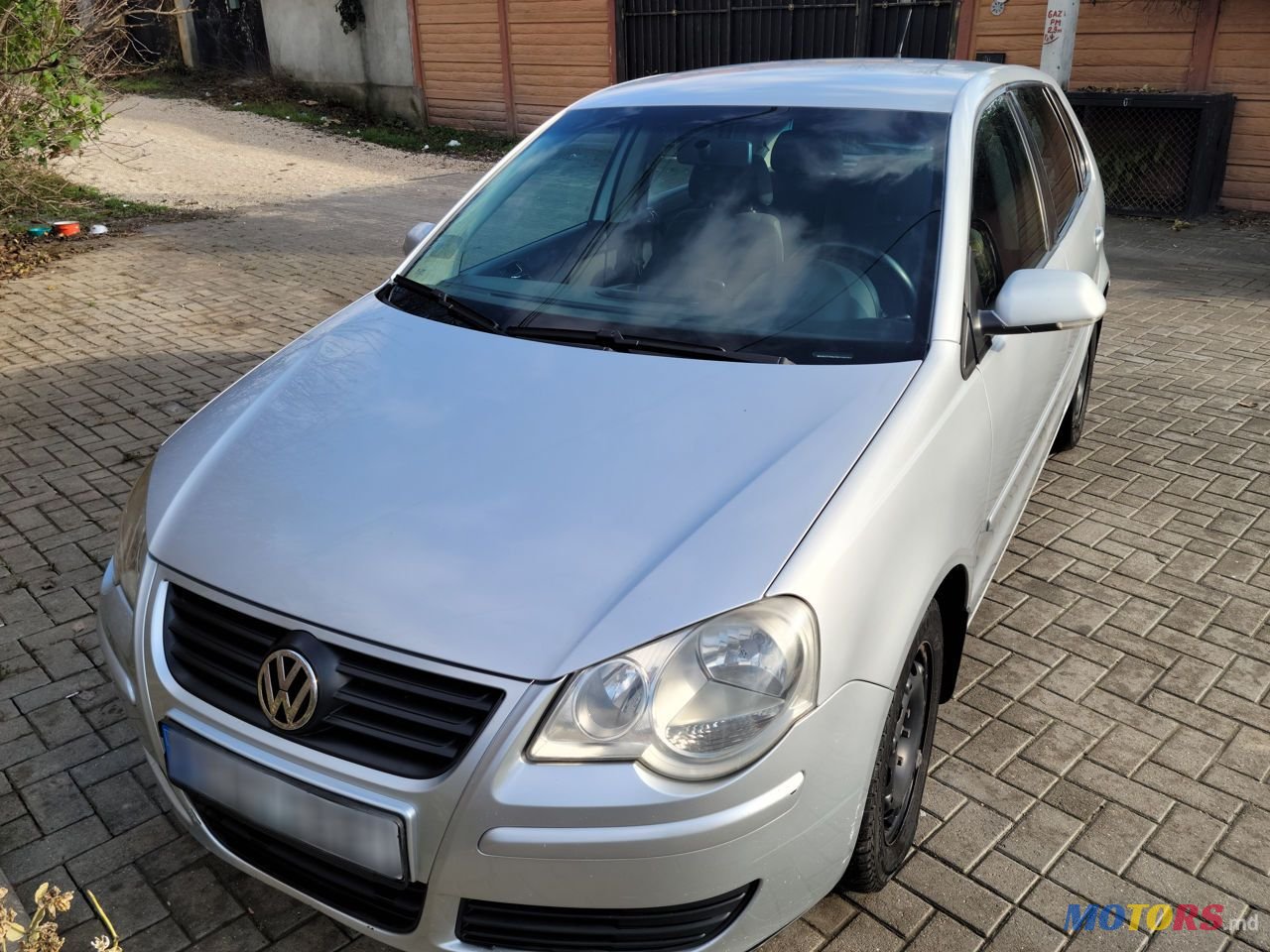 2008' Volkswagen Polo photo #5