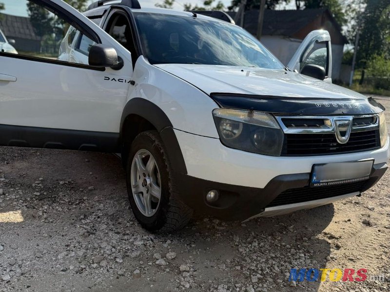 2010' Dacia Duster photo #2