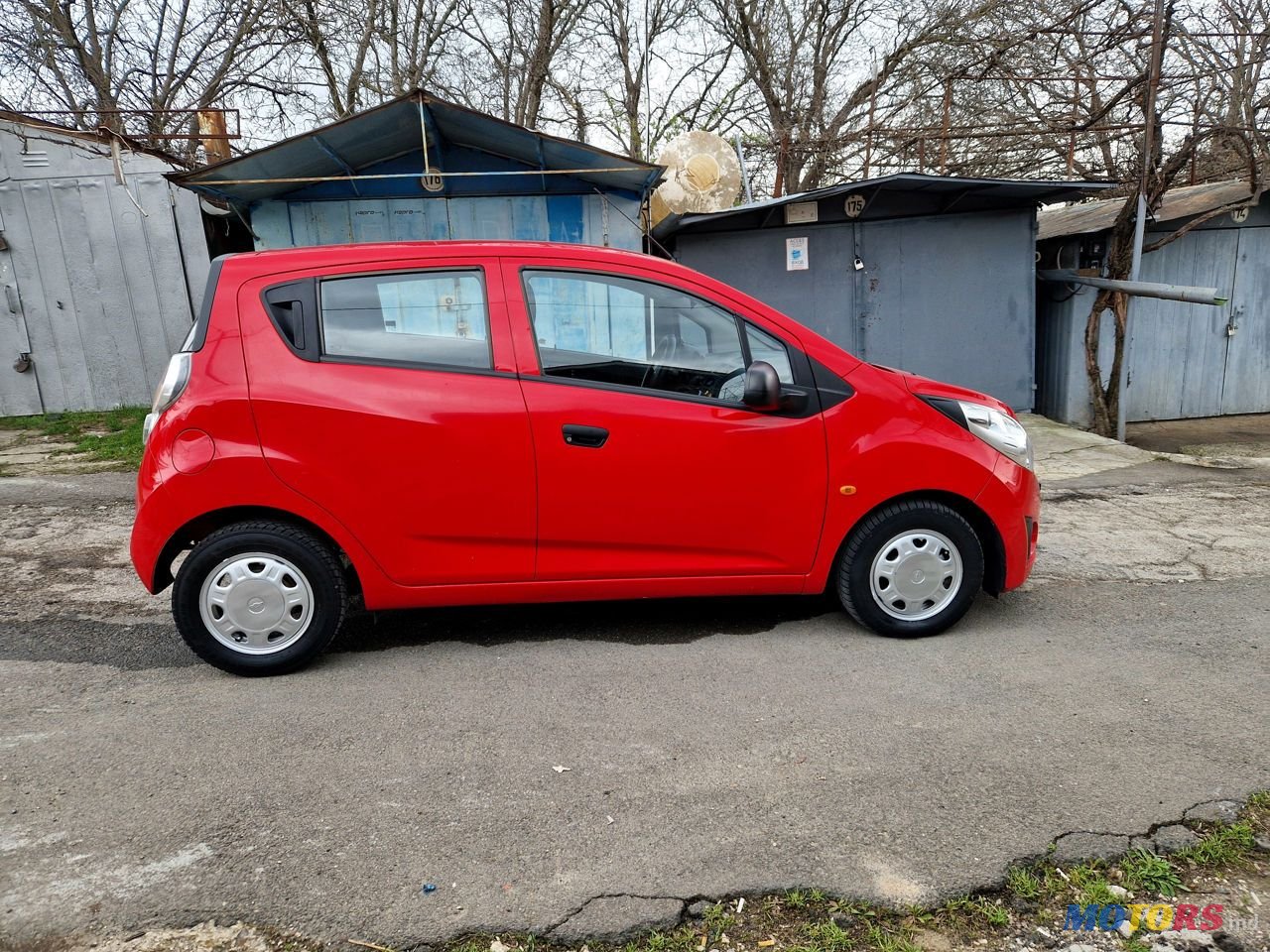 2011' Chevrolet Spark photo #5