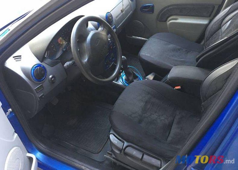 2005' Dacia Logan photo #1