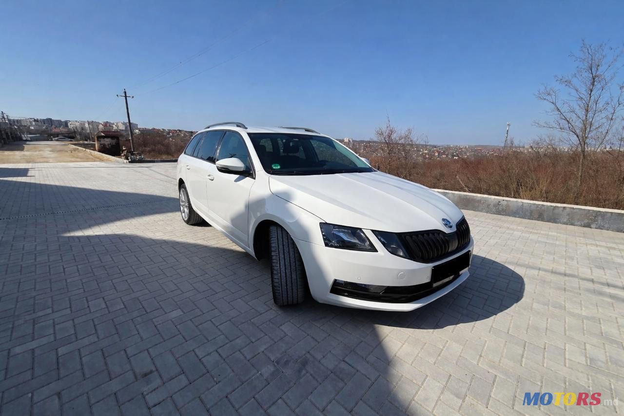 2019' Skoda Octavia photo #3