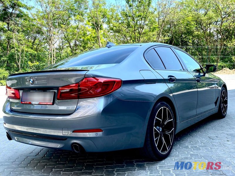 2018' BMW 5 Series photo #3