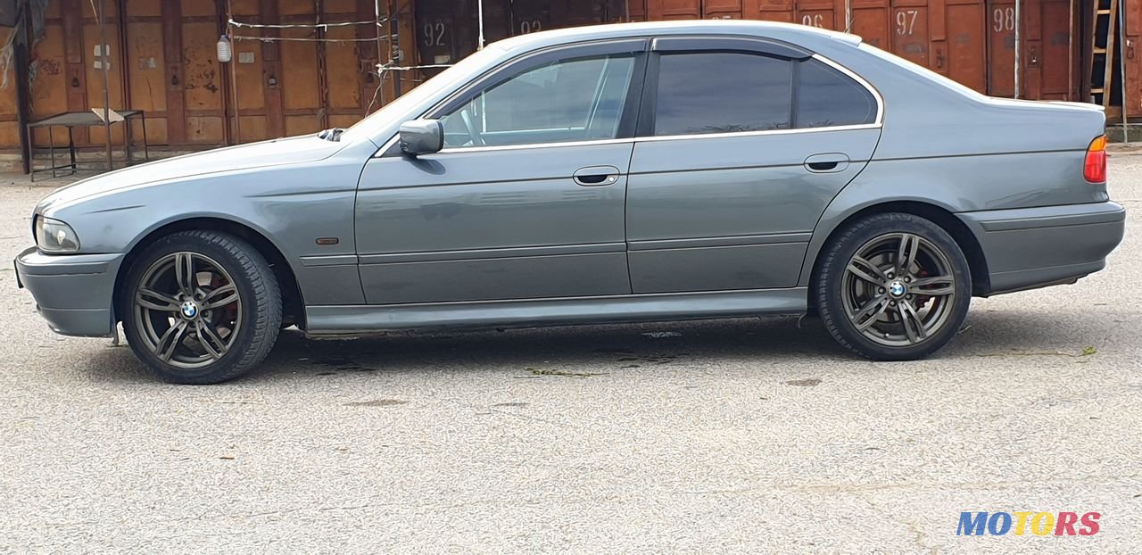 2002' BMW 5 Series photo #3