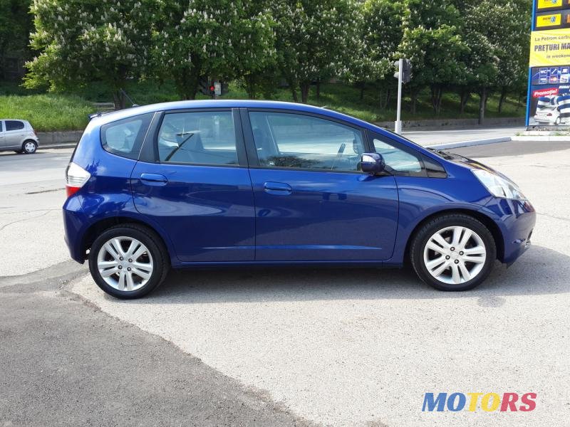 2010' Honda Jazz photo #6