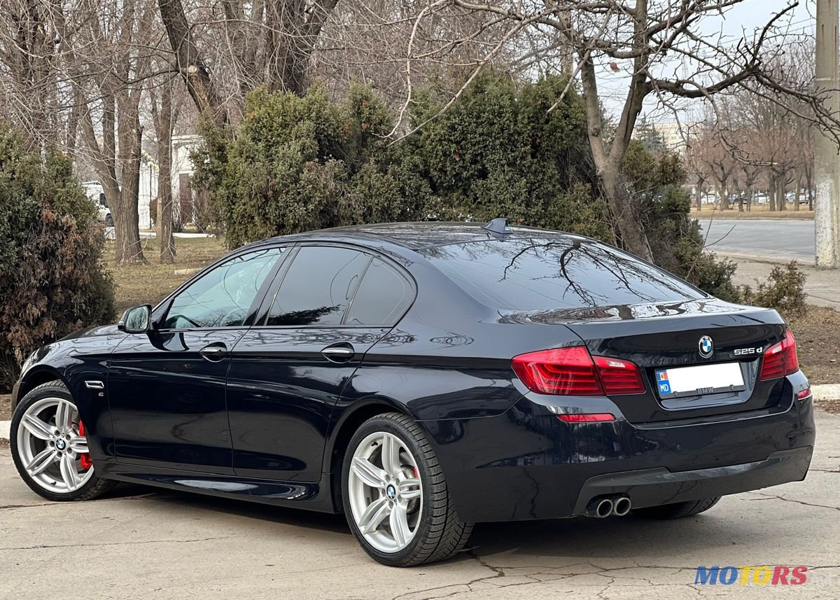 2014' BMW 5 Series photo #6