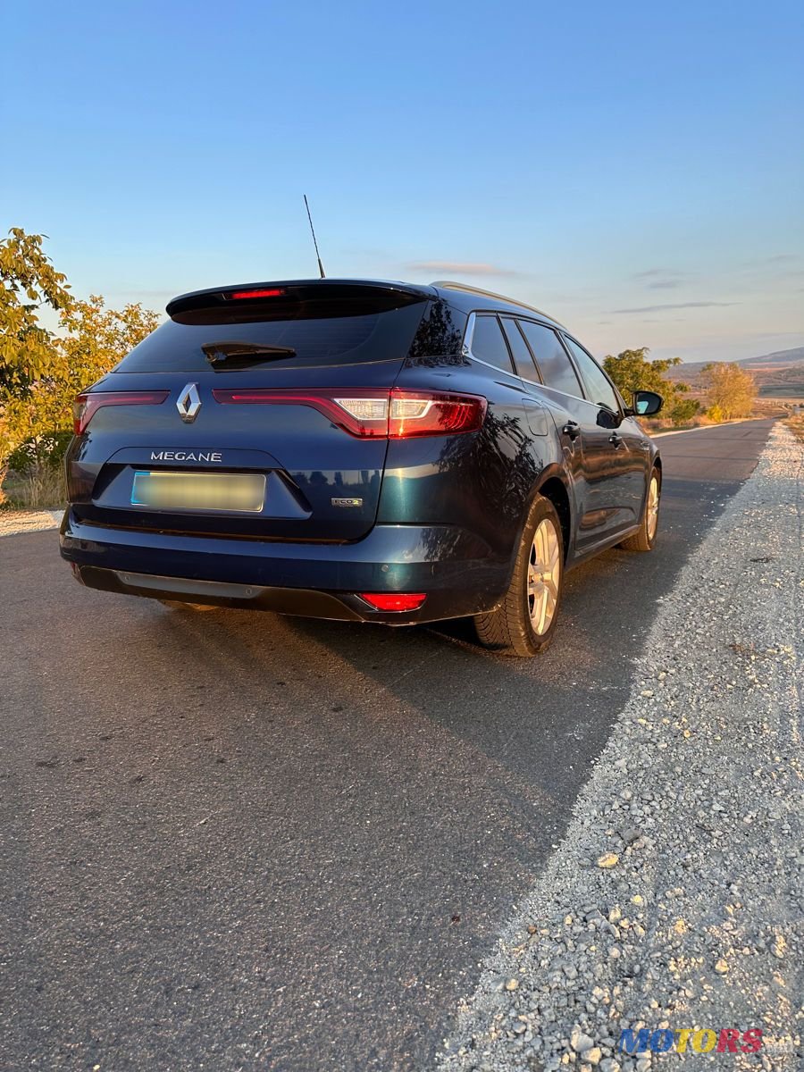 2016' Renault Megane photo #2