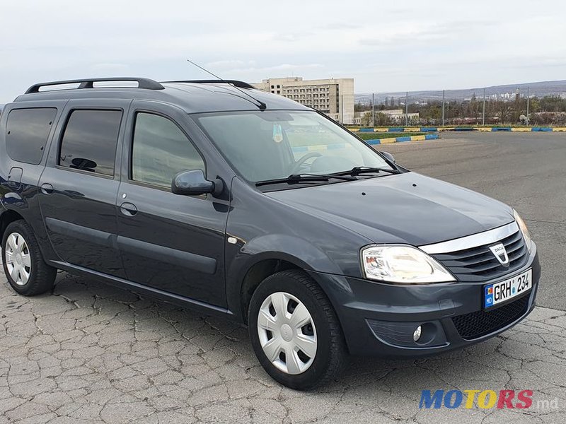 2012' Dacia Logan Mcv photo #1