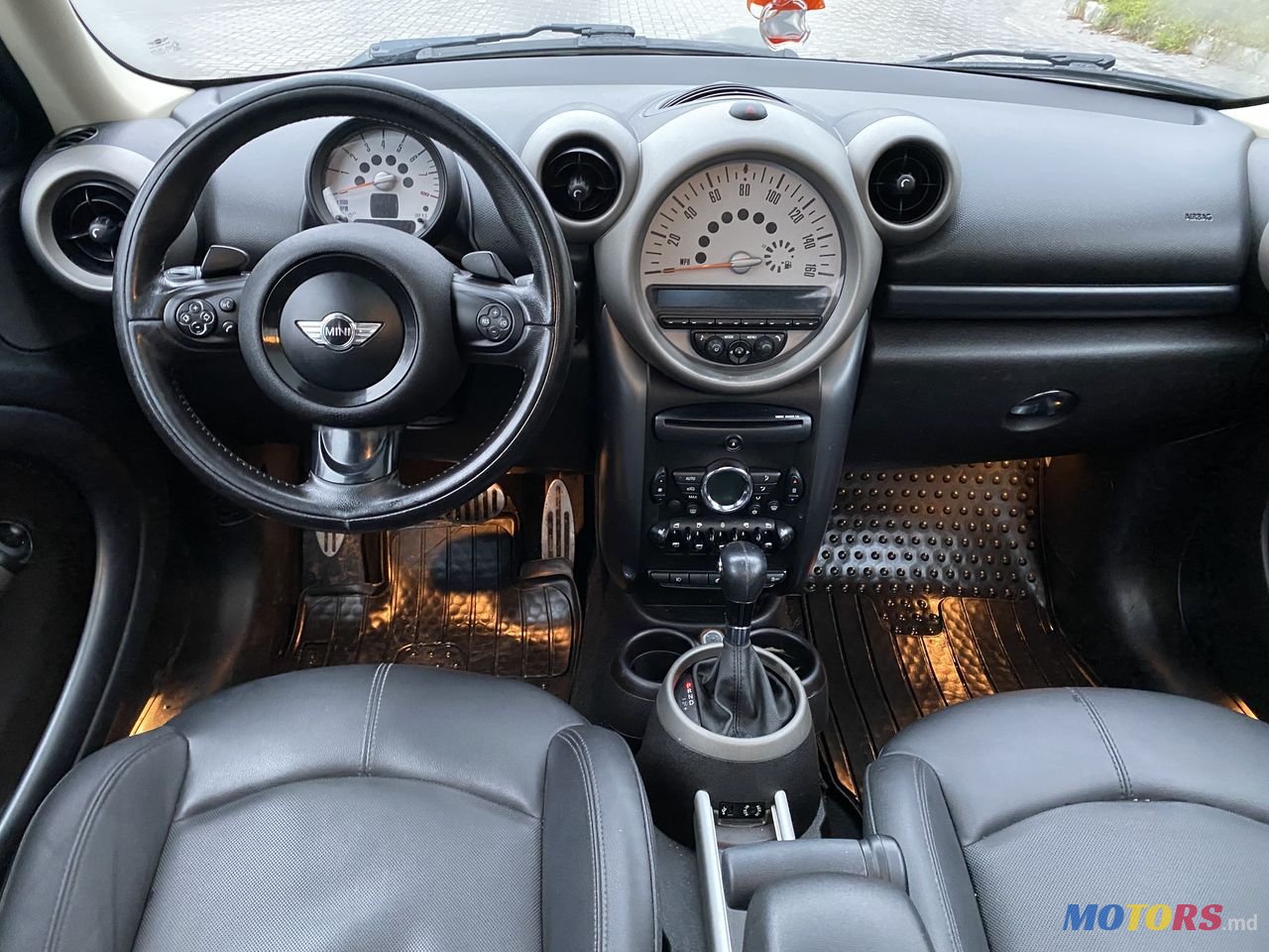 2011' MINI Cooper S photo #6