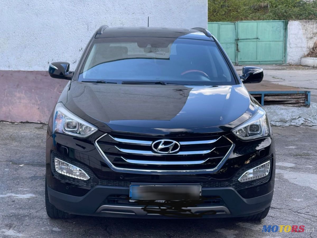 2014' Hyundai Santa Fe photo #1