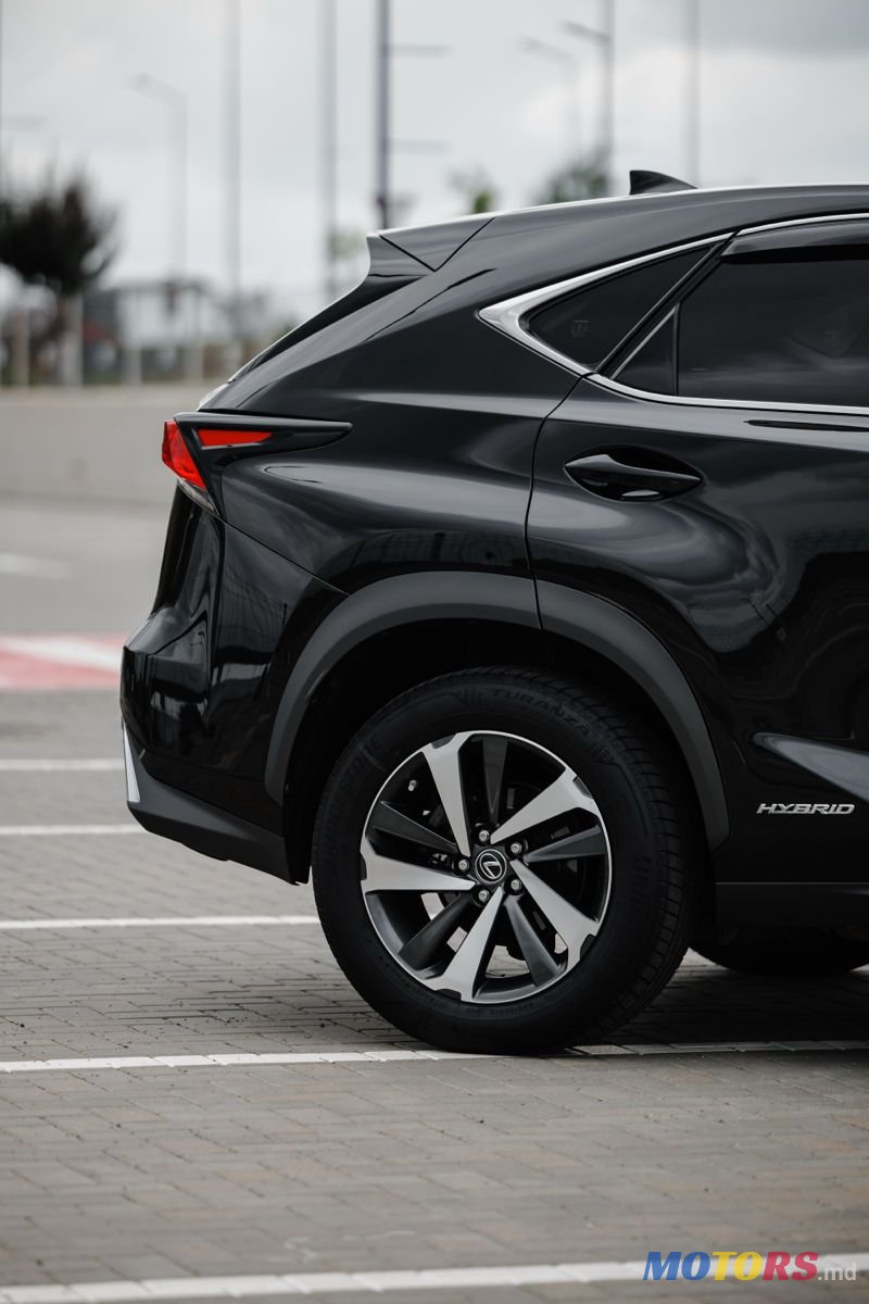 2017' Lexus Nx Series photo #5