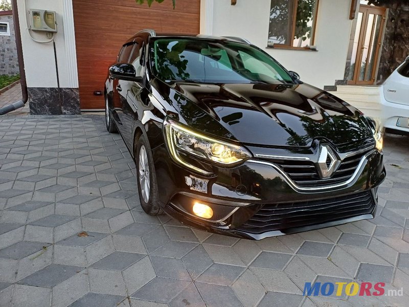 2020' Renault Megane photo #2