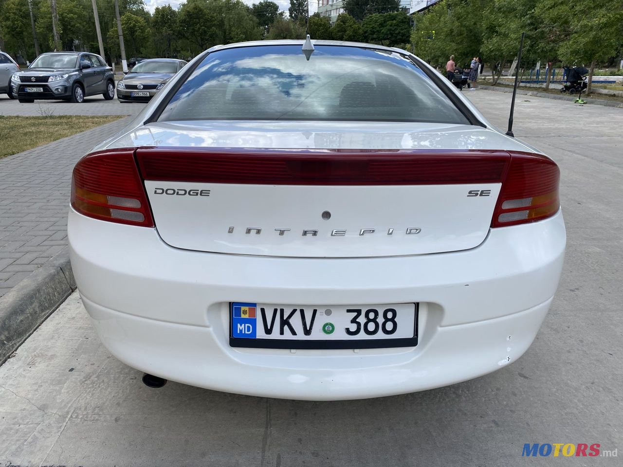 2004' Dodge Intrepid photo #6