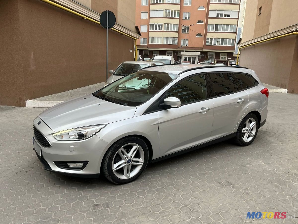 2017' Ford Focus photo #3