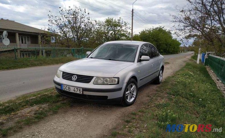 2000' Volkswagen Passat photo #2