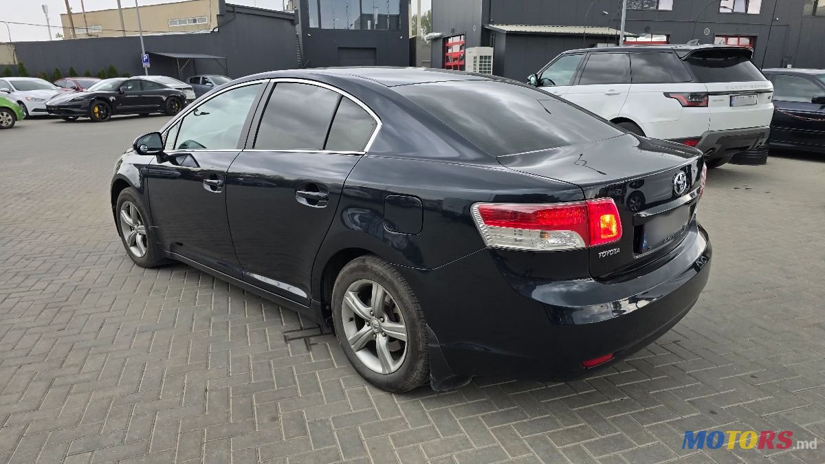 2011' Toyota Avensis photo #4