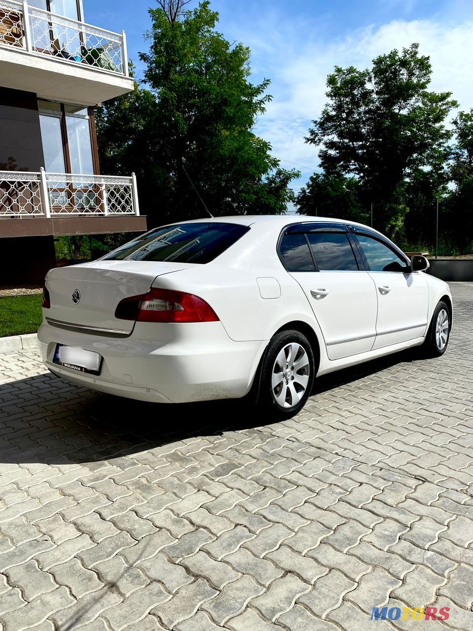 2009' Skoda Superb photo #4