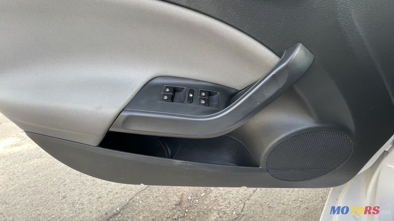 2012' SEAT Ibiza photo #6