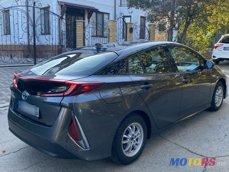 2016' Toyota Prius Prime photo #5