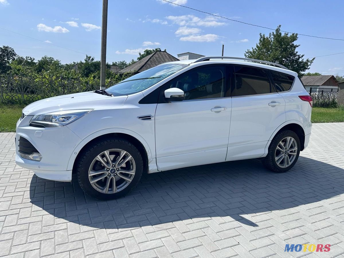 2014' Ford Kuga photo #2