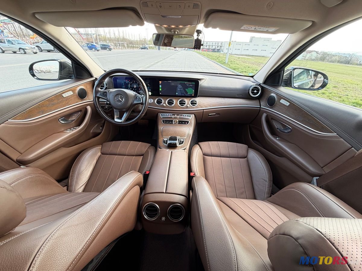 2018' Mercedes-Benz E-Class photo #4