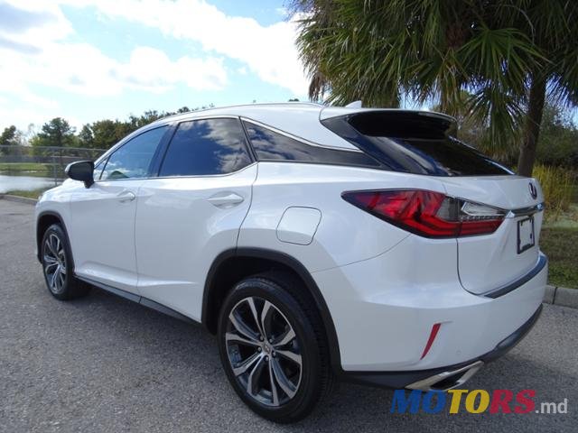 2017' Lexus RX photo #5