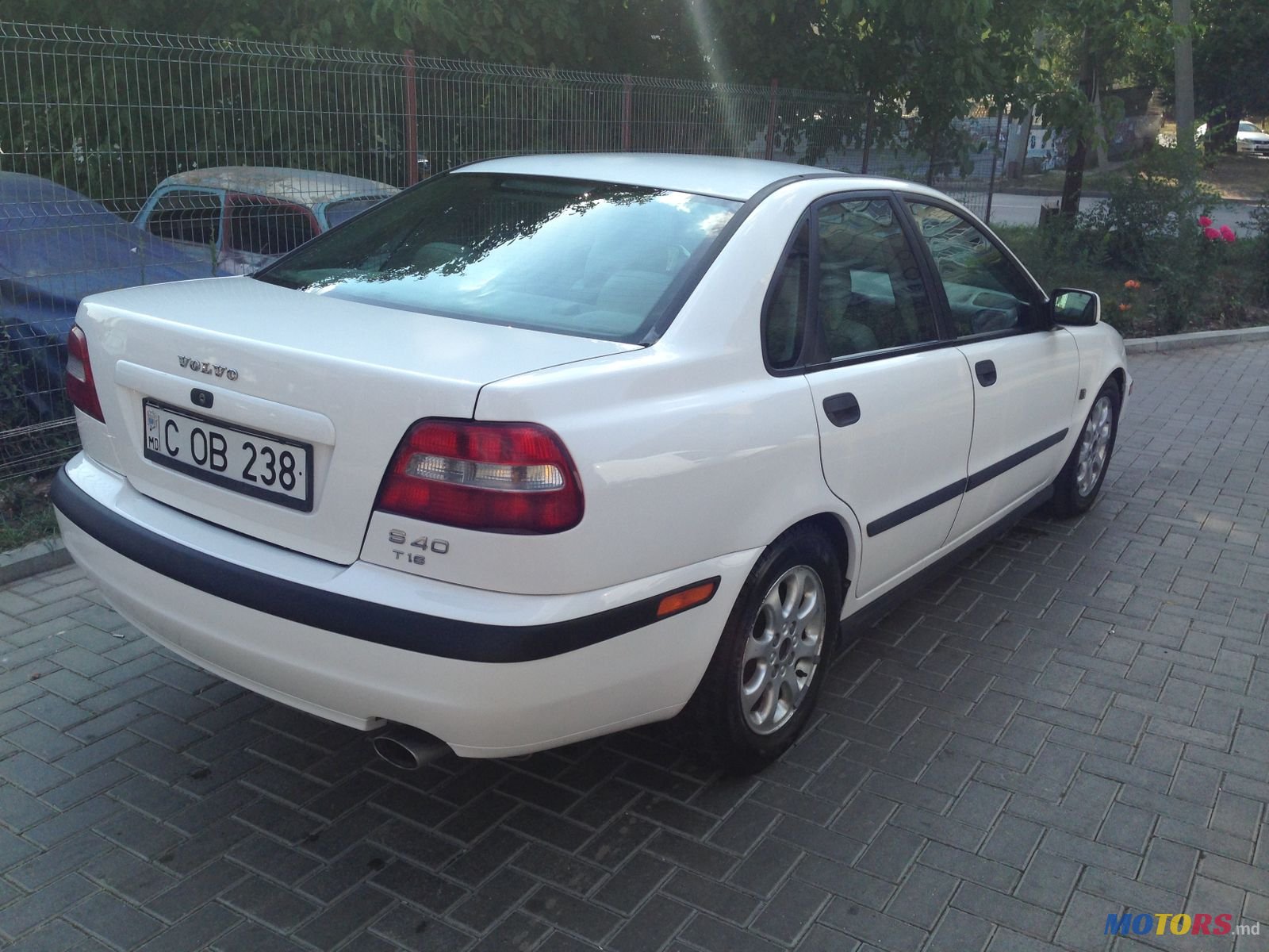 2001' Volvo S40 photo #3