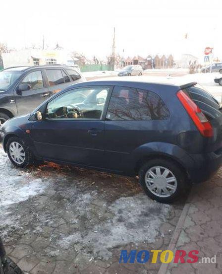 2002' Ford Fiesta photo #1