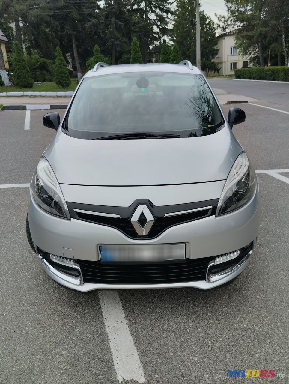 2014' Renault Grand Scenic photo #1