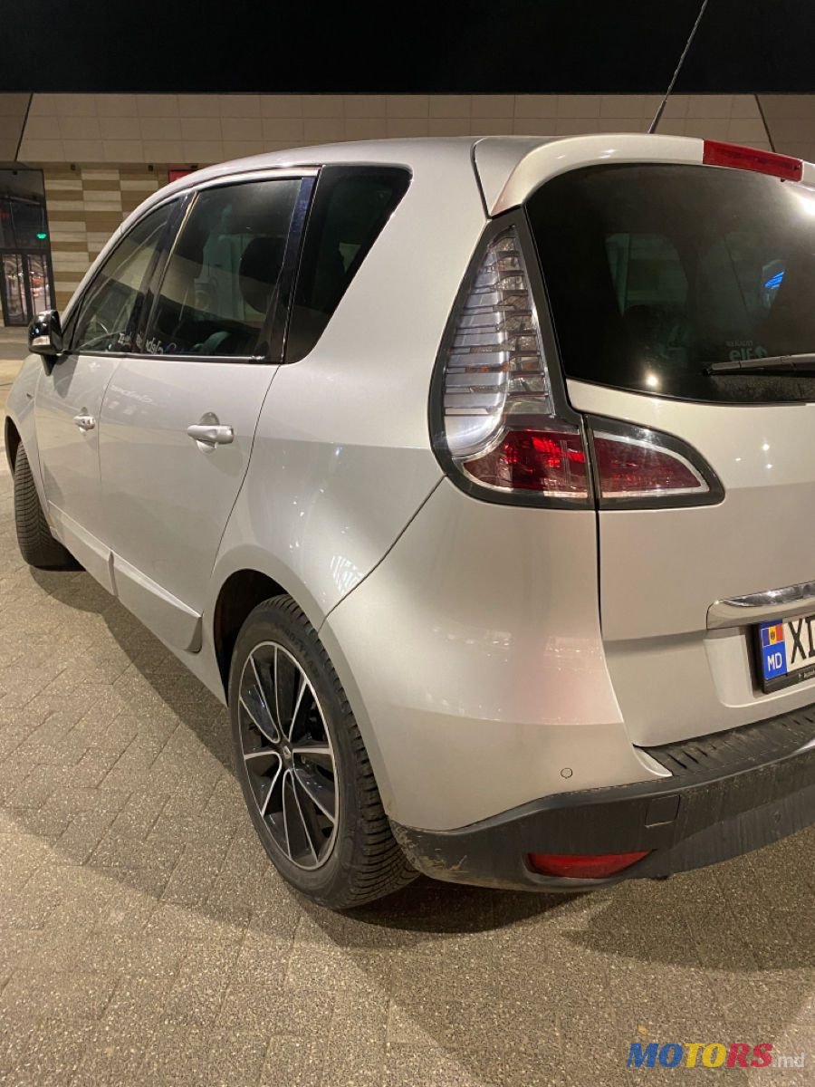 2013' Renault Scenic photo #4