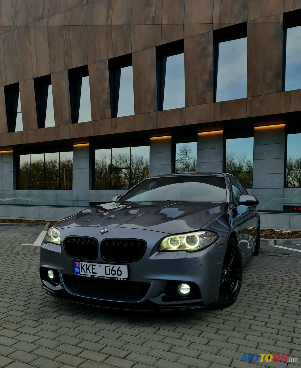 2014' BMW 5 Series photo #3