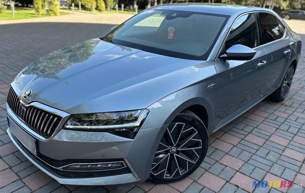 2019' Skoda Superb photo #1