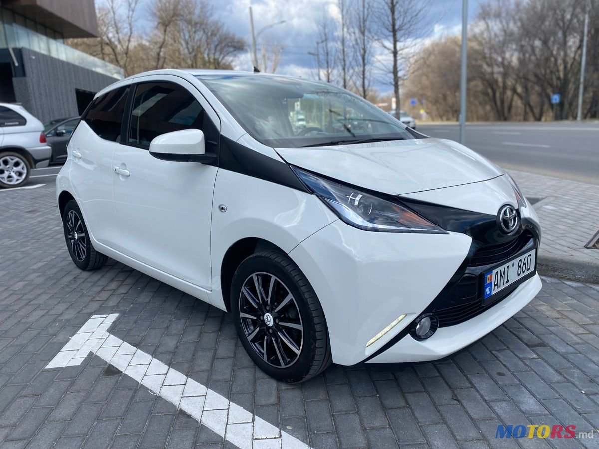 2017' Toyota Aygo photo #1