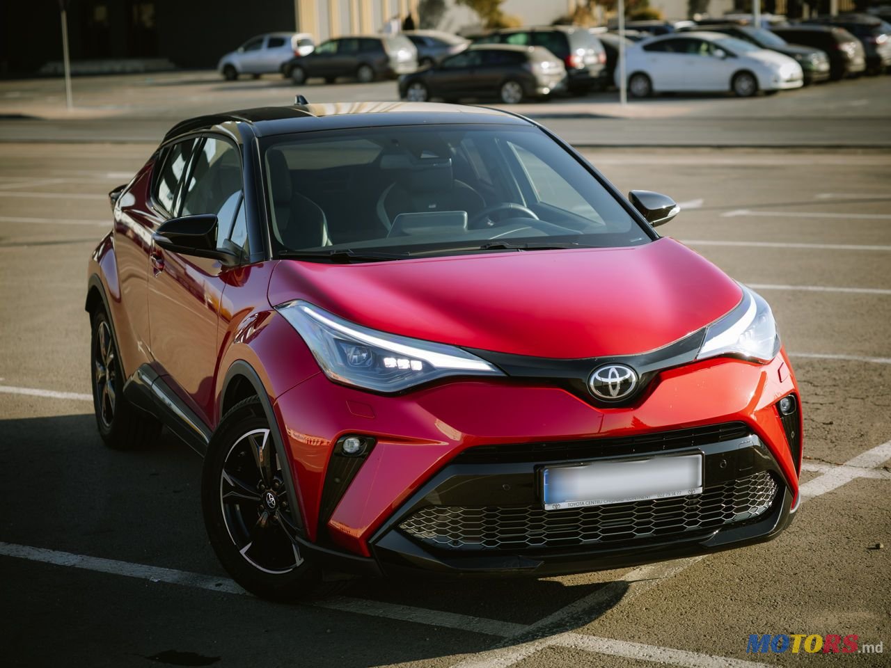 2023' Toyota C-HR photo #1