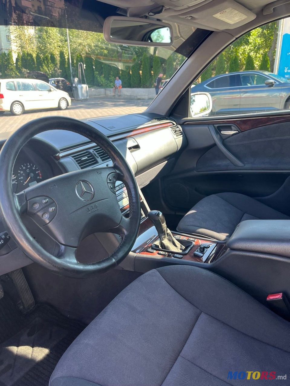 2001' Mercedes-Benz E-Class photo #6