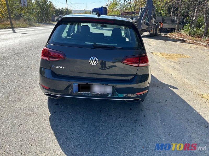 2020' Volkswagen Golf photo #4