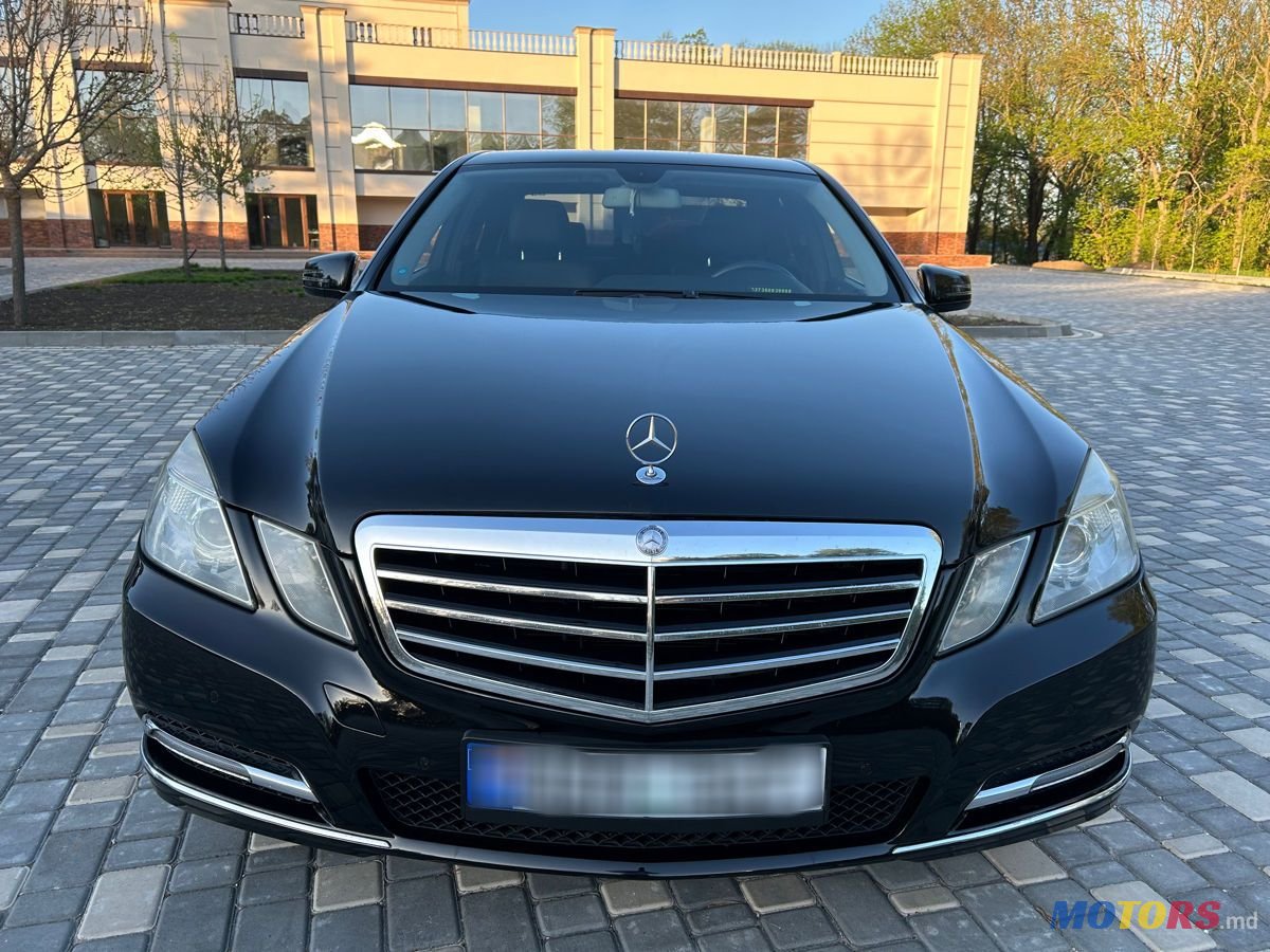 2012' Mercedes-Benz E-Class photo #4