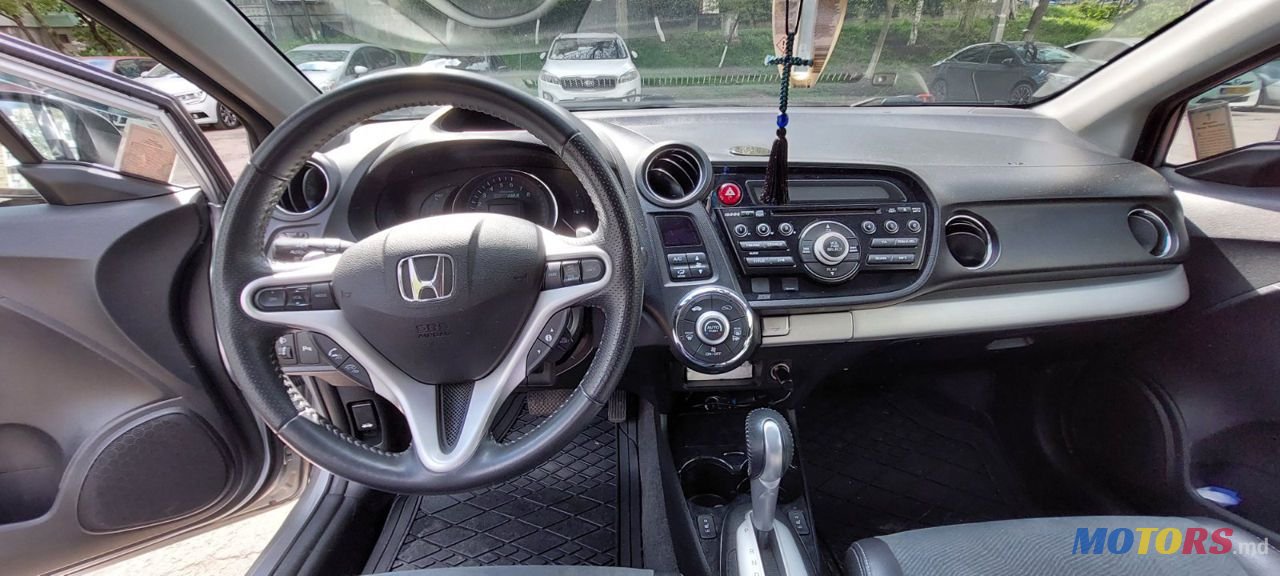 2012' Honda Insight photo #5