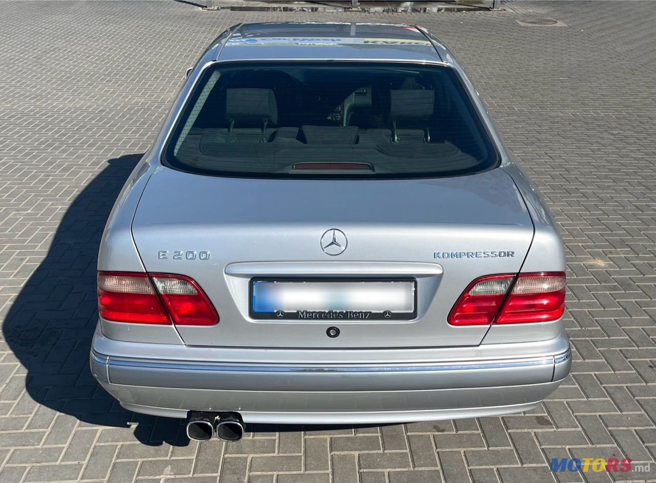 2001' Mercedes-Benz E-Class photo #2