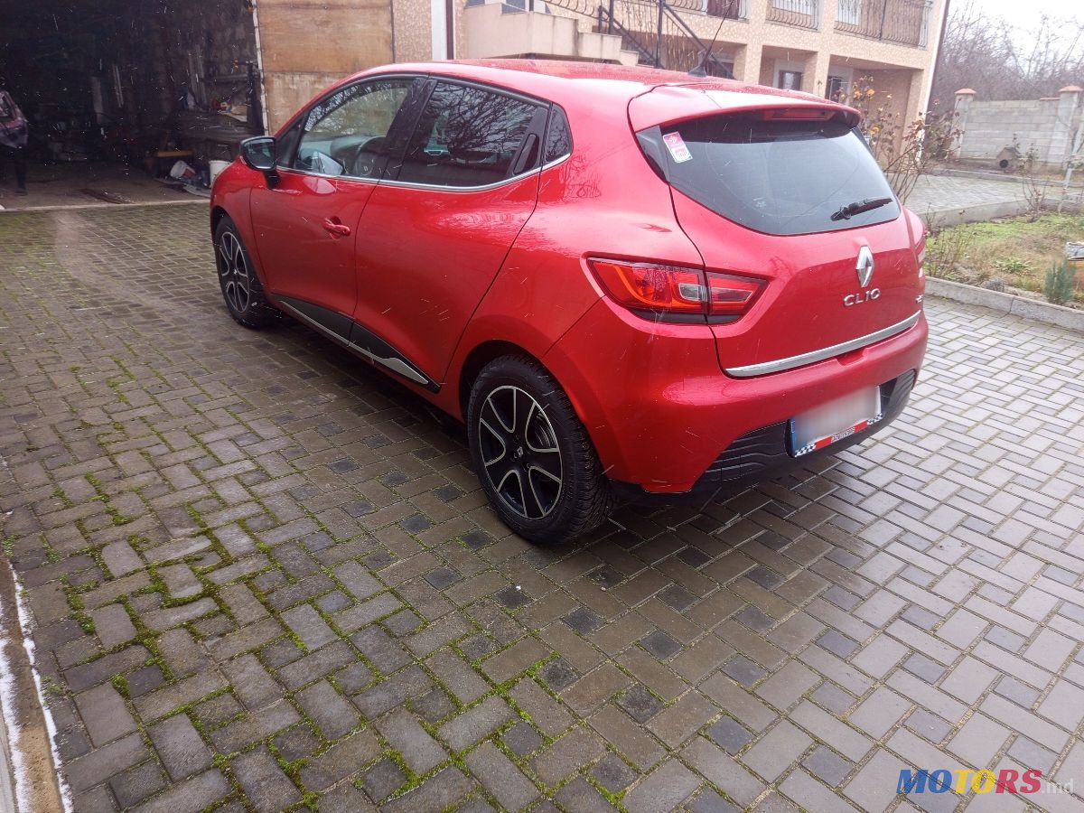 2014' Renault Clio photo #3