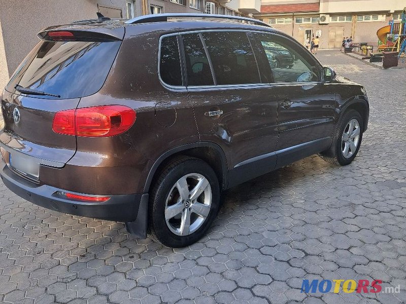 2014' Volkswagen Tiguan photo #3