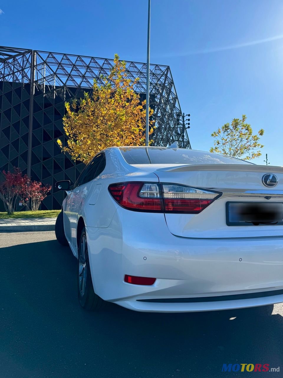 2016' Lexus Es Series photo #4