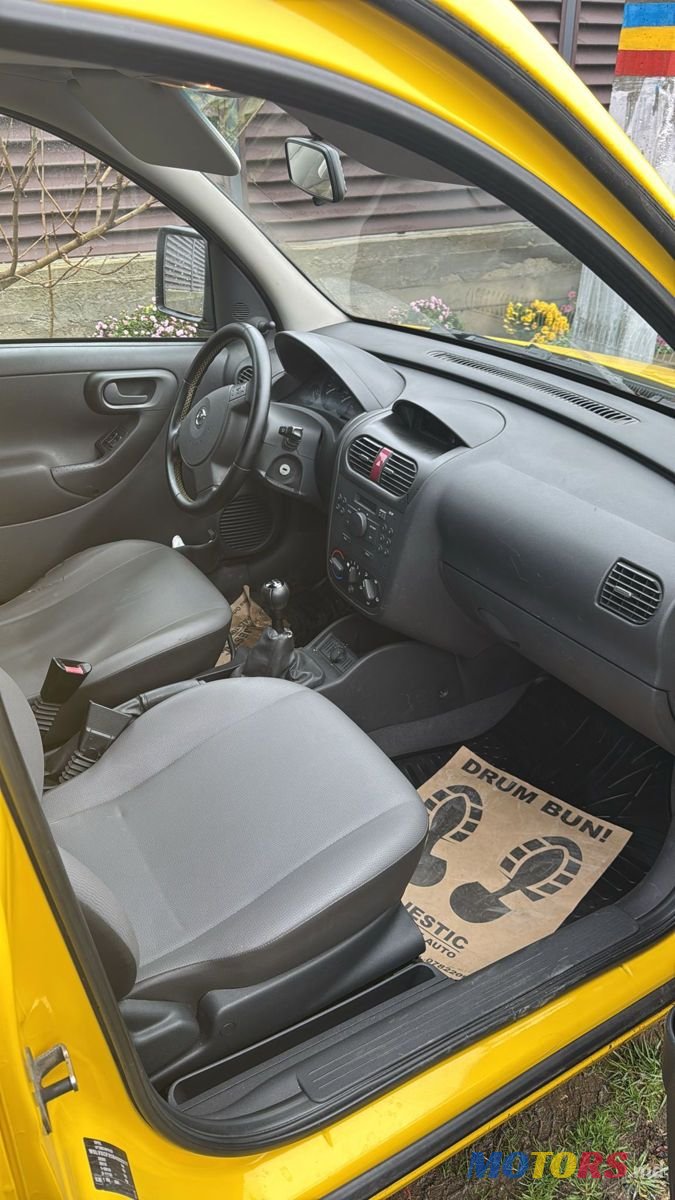 2012' Opel Combo photo #5